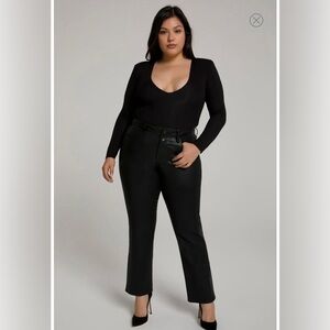 Good American Women's Good Legs Straight Coated Jeans Black Size 22 NWT